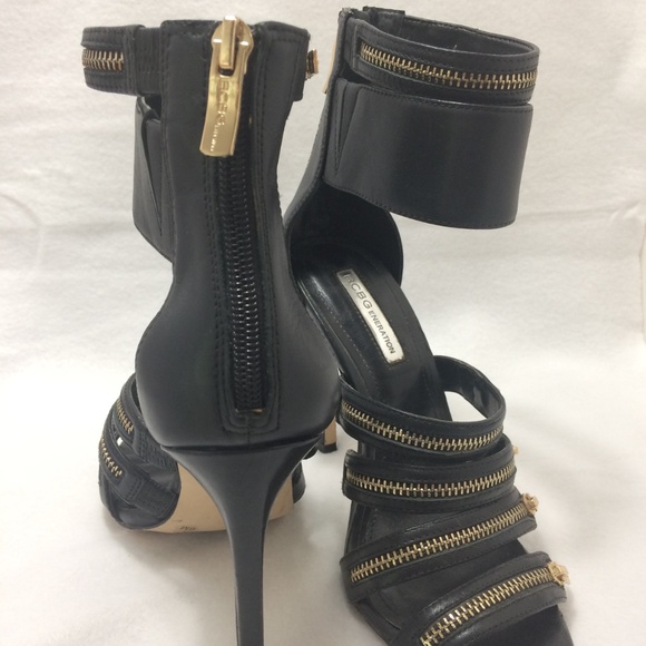 BCBGeneration Womens Casey Black Pumps High Heel with Zipper Design Size 6 - Picture 4 of 7